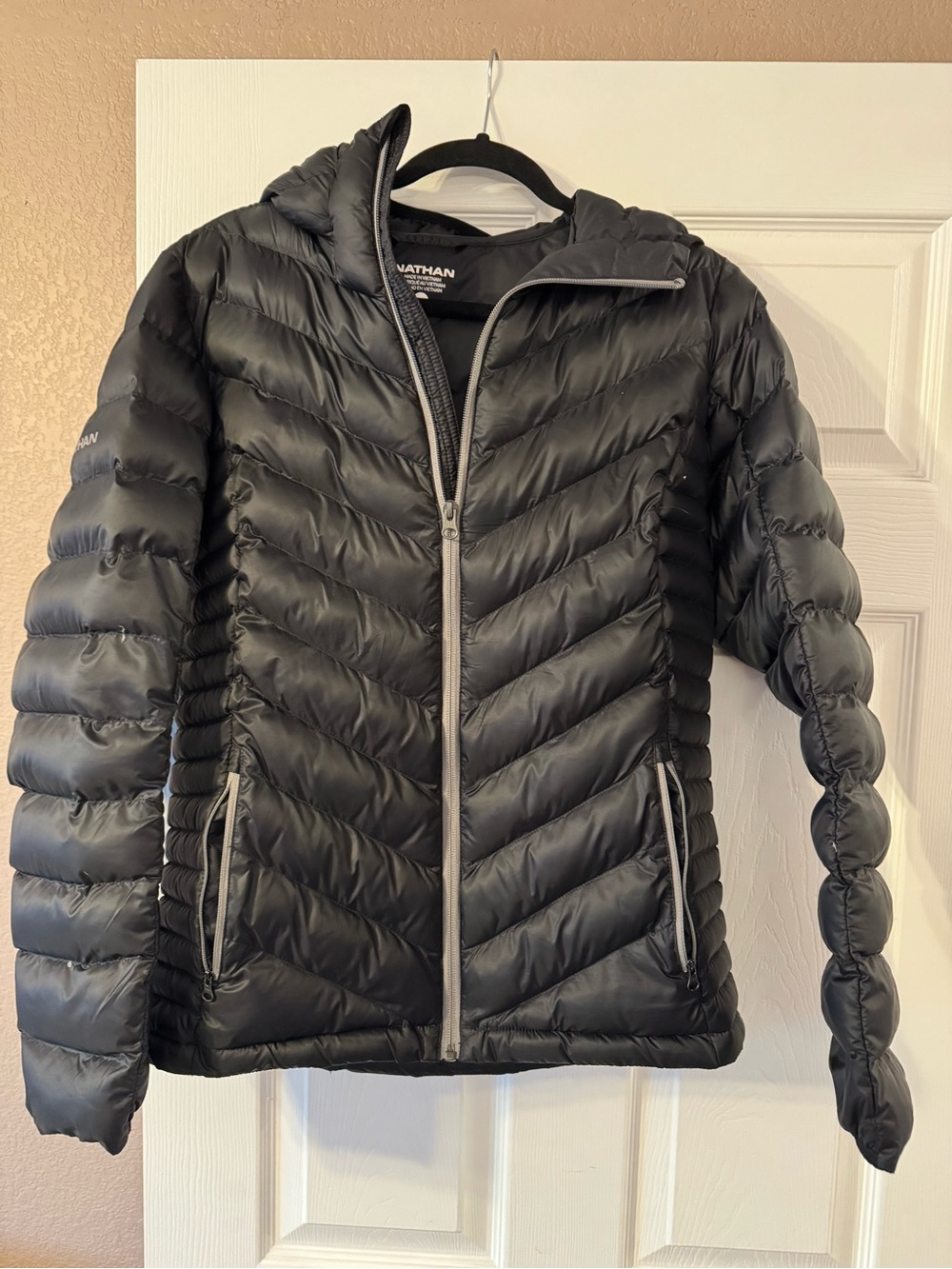 Nathan Women’s Black Packable Puffer Jacket with Hood